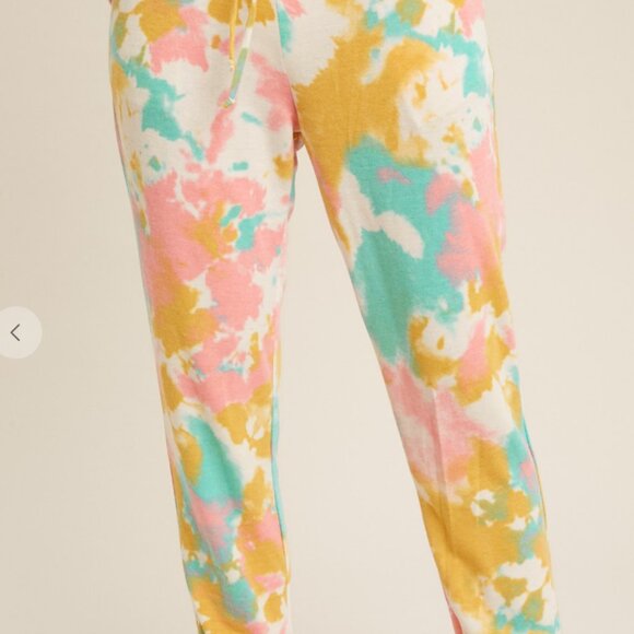 111 $22. Live Start, NWT 2piece lounge set Open back Top and Jogger - Picture 9 of 10